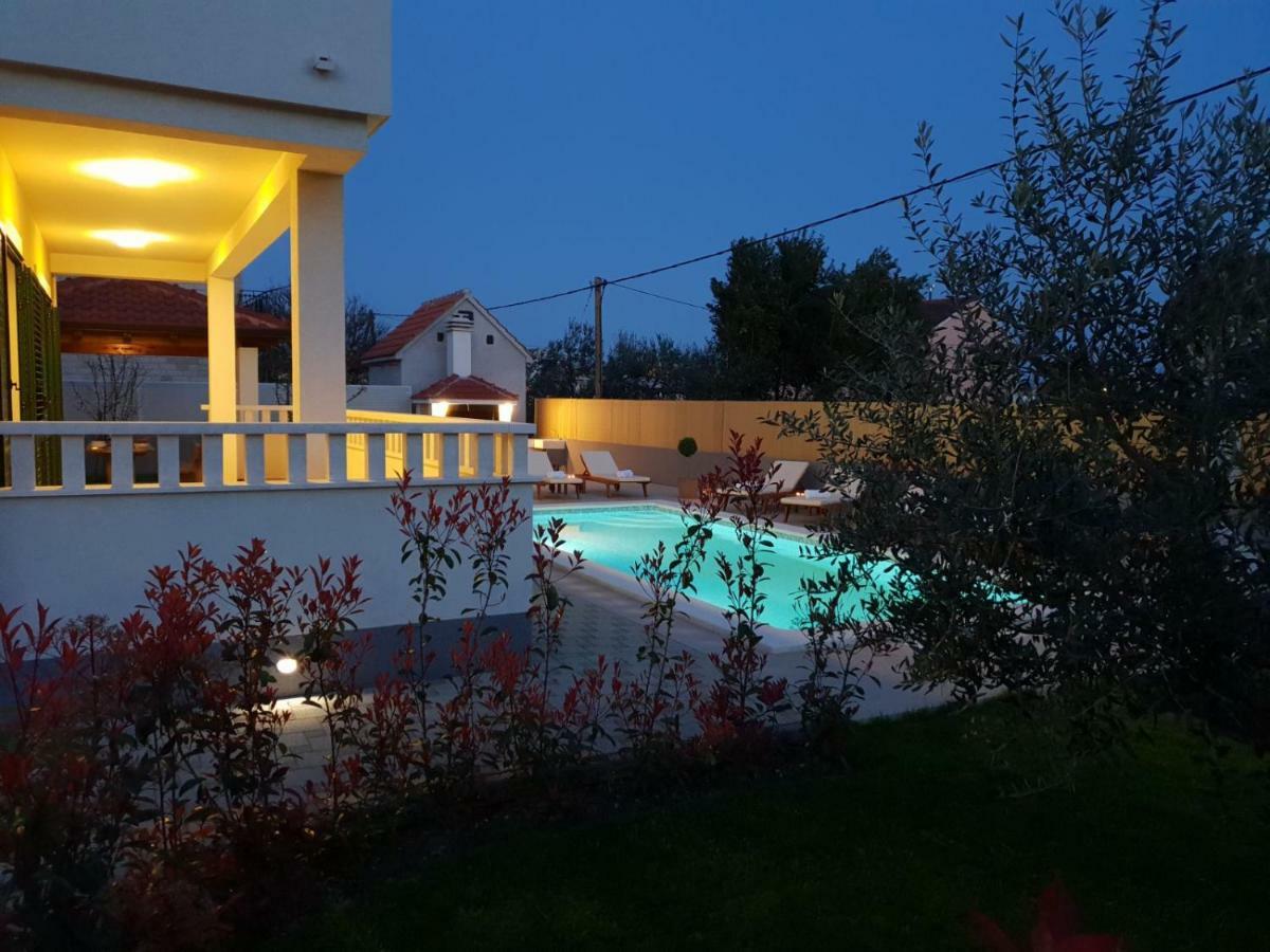 Villa Rosa Ventorum With Private Pool Near Split Kaštela Exteriör bild